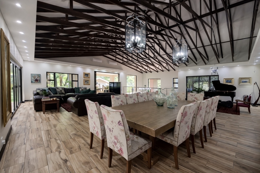 6 Bedroom Property for Sale in Cashan North West